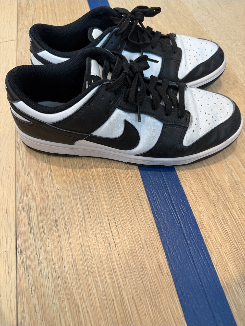 Nike Black and White Low-Top Sneakers Panda dunks size 11